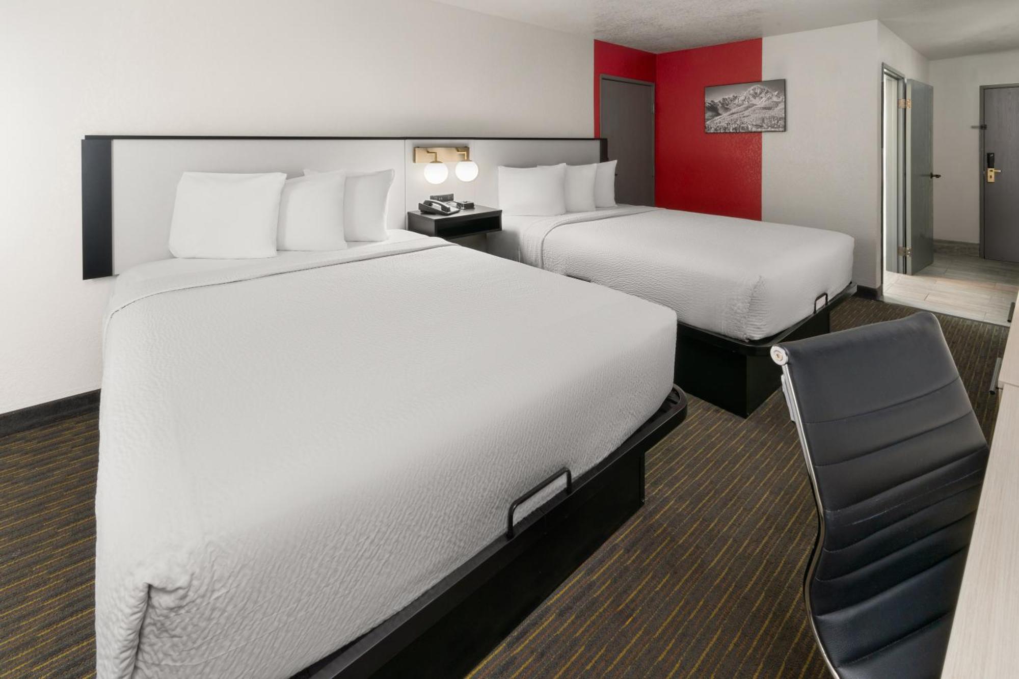 Sylo Hotel Denver Airport, A Ramada By Wyndham Aurora Exterior photo