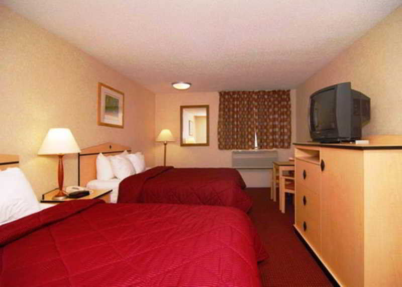 Sylo Hotel Denver Airport, A Ramada By Wyndham Aurora Exterior photo